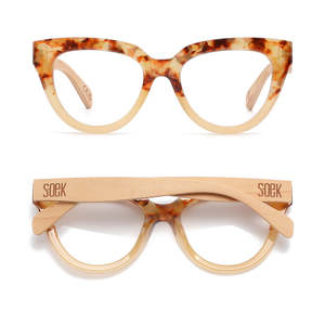 Magnifying Reader l FLUTTER DESERT TORT