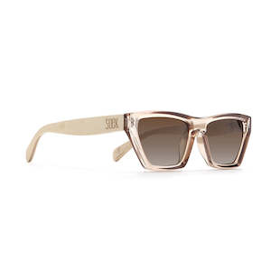 SunGlasses: NILAA MOCHA l Brown Graduated l White Maple Arms