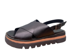 Sale: Django & Juliette Sasi