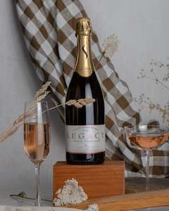 Heritage Collection: Legacy Rosé Methodé Traditionnelle NV