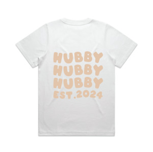 Hubby Tee | Beige on White