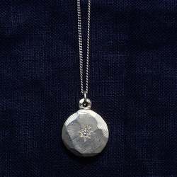 Necklaces: Io Pendant - White Gold with Diamond