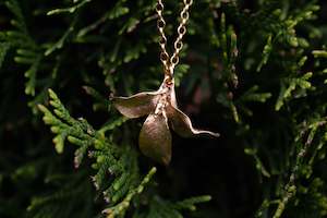 Botanical Collection: Waimea Leaf Pendant - Gold Plated