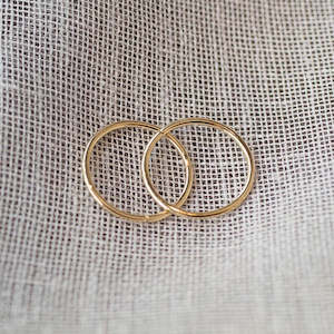 Essentials Hoop Earrings: Plain Sleeper Earrings - 16mm - 9ct Yellow Gold