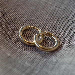 Essentials Hoop Earrings: Round Profile Huggie Earrings - 14mm - 9ct Yellow Gold