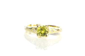 Mira Ring - 9ct Yellow Gold with 0.87ct Yellow-Green Sapphire