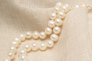 Pearl Necklaces: Off-Round Pearl Necklace - 8-9mm - White