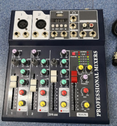 Podcasting: 4 CH Mixer F4