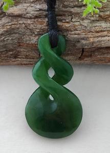 Greenstone: NZ Greenstone Small Double Twist - 43mm #52