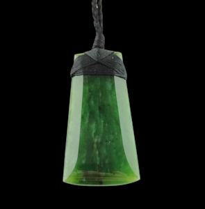Greenstone Pendants: NZ Greenstone Toki - 58mm  - Deane Moreton #116