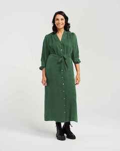 Blackstone Clothing: Dress With A Tie