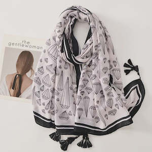 Scarves So You Boutique Rangiora Nz: White/Navy Pattern