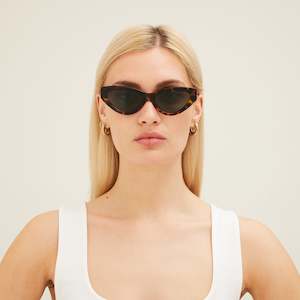 Sustainable Sunglasses: Sito Dirty Epic Sunglasses - Honey Tort