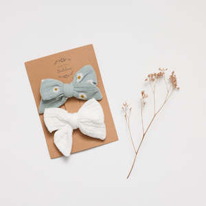 Over The Dandelions: Bow Hairclips - set of 2