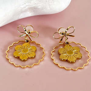 Penny Foggo: Flower & Bow Drops
