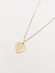 Valentines Day: 18k Filigree Heart Necklace