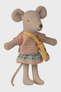 Gifts 50 100: Maileg Little Sister Mouse With Bag