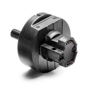 Racing Accessories: Thrustmaster Quick Release Upgrade