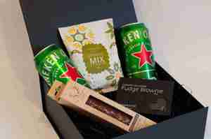 Products: Heineken Snack Delight Gift Box with Beer