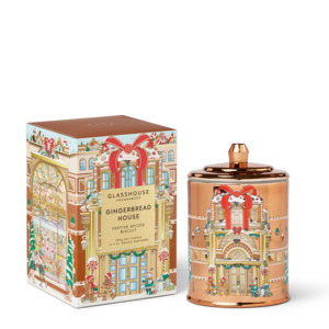 Gingerbread House 380g Candle