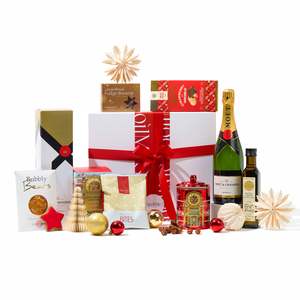 Christmas Gift Boxes For Her: Moët Christmas Celebration Box
