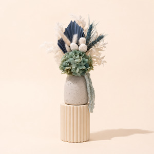 NELLIE DRIED FLORAL BUNDLE // SMALL + VASE