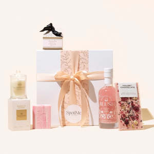 Gift Boxes Nz: Blushing Gift Box