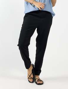 Drama The Label: Drama the Label Calm Pant - Black