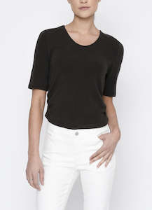 Two By Two: Two by Two Joyce Top - Black