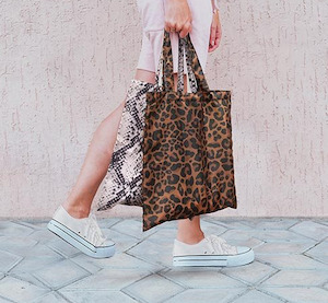 Under 20 Rack: IS Foldable shopping bag - animal