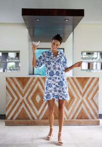 Humidity Lifestyle: Humidity Rosa Shift Dress - Jardn Prnt