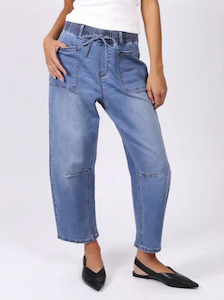 Monaco Leo Barrel Jean - Blue Wash