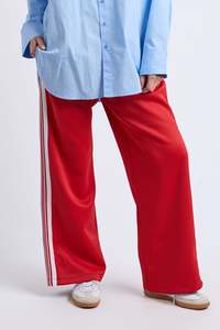 70 Rack: Elm York Pant - Cranberry
