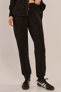 Betty Basics Sabina Trackpant - Black