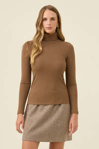 Isle of Mine Naria Roll Neck Top - Toffee