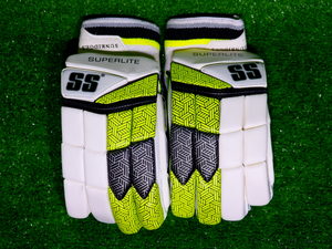 Products: SS Superlite Batting Gloves Men - Sportivate