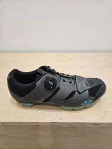 Cycling: Black Giro Cylinder W, EU 39