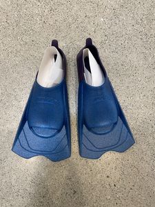 Kids Gear: Blue Zoggs Short Blade Eco Fins, EU 30-32