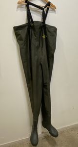 Fishing: Green Chou's Chest Waders, 8