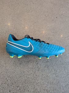 In Stock: Blue Nike Tiempo Legend 8 Academy, EU 45