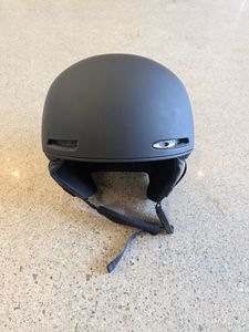 In Stock: Black Oakley MOD1, Large