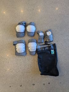 Grey Oxelo FIT 500 Protection Set