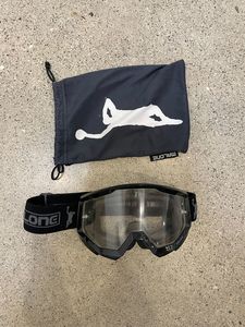 Cycling: Black Malone Mountain Bike Goggles