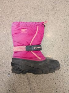 Footwear: Pink Sorel Flurry, EU 37