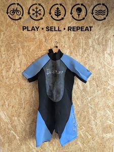 Blue Dropzone Shorty Wetsuit, Youth 14