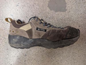 Brown Five Ten Women's Approach Shoes, EU 39