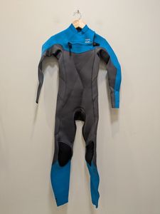 Water Sports: Blue Billabong Absolute Furnace, 8