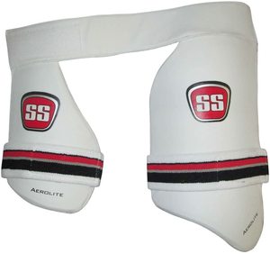 SS AEROLITE THIGH GUARD – YOUTH