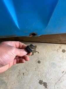 Irrigation: Drain Plug suit spray tank BAM100, BAM200, etc