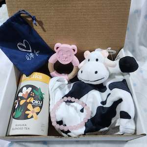 Squidge Baby: Daisy cow Bubs and Mumma Giftbox